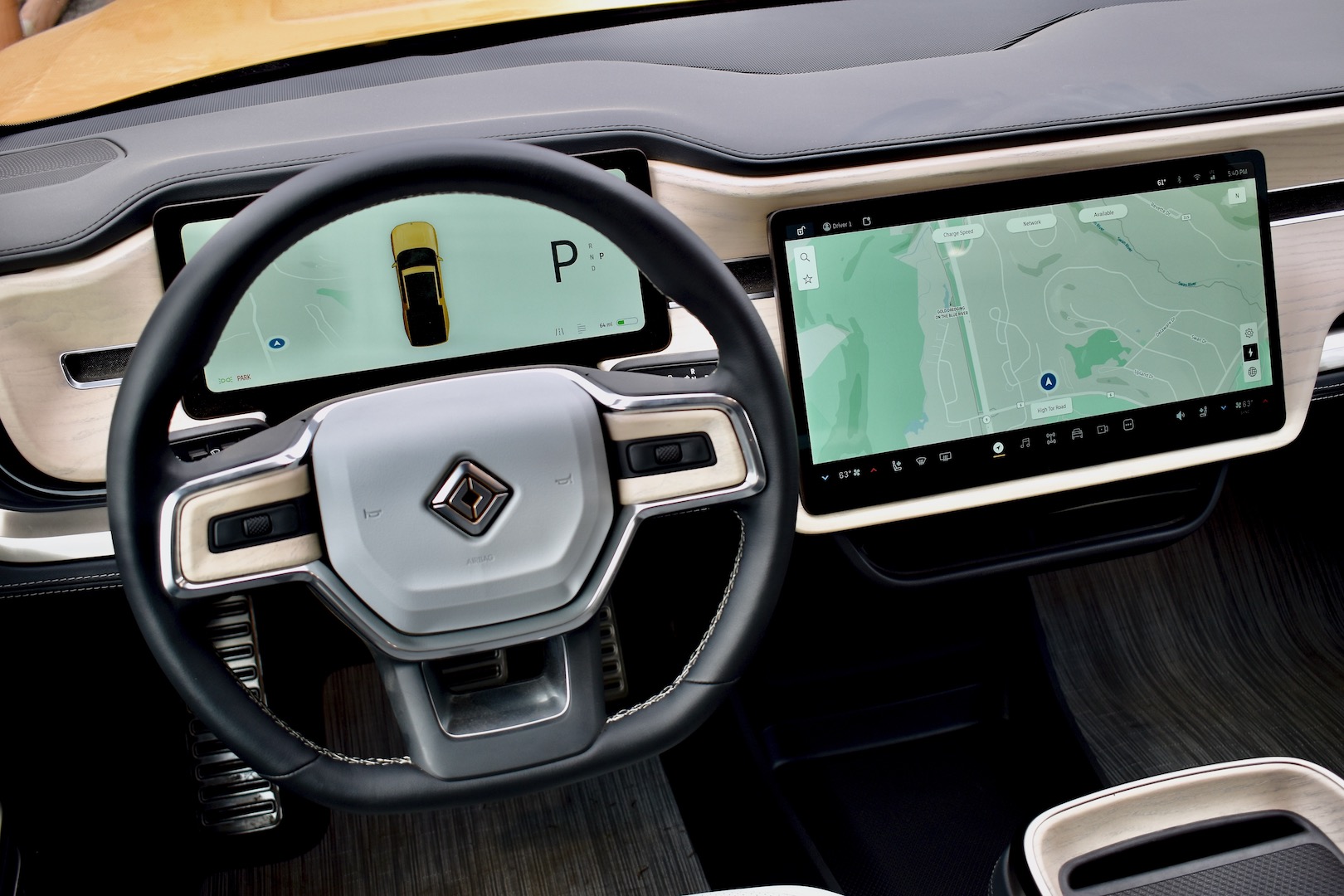 2022 Rivian R1T Launch Edition screens