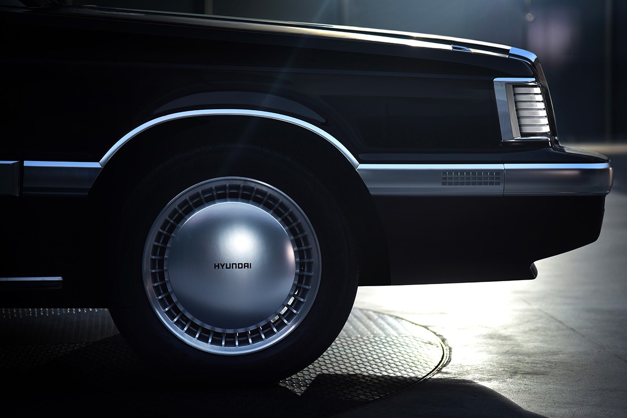 The Hyundai Grandeur EV Retro-Future Restomod Is So Good It Hurts