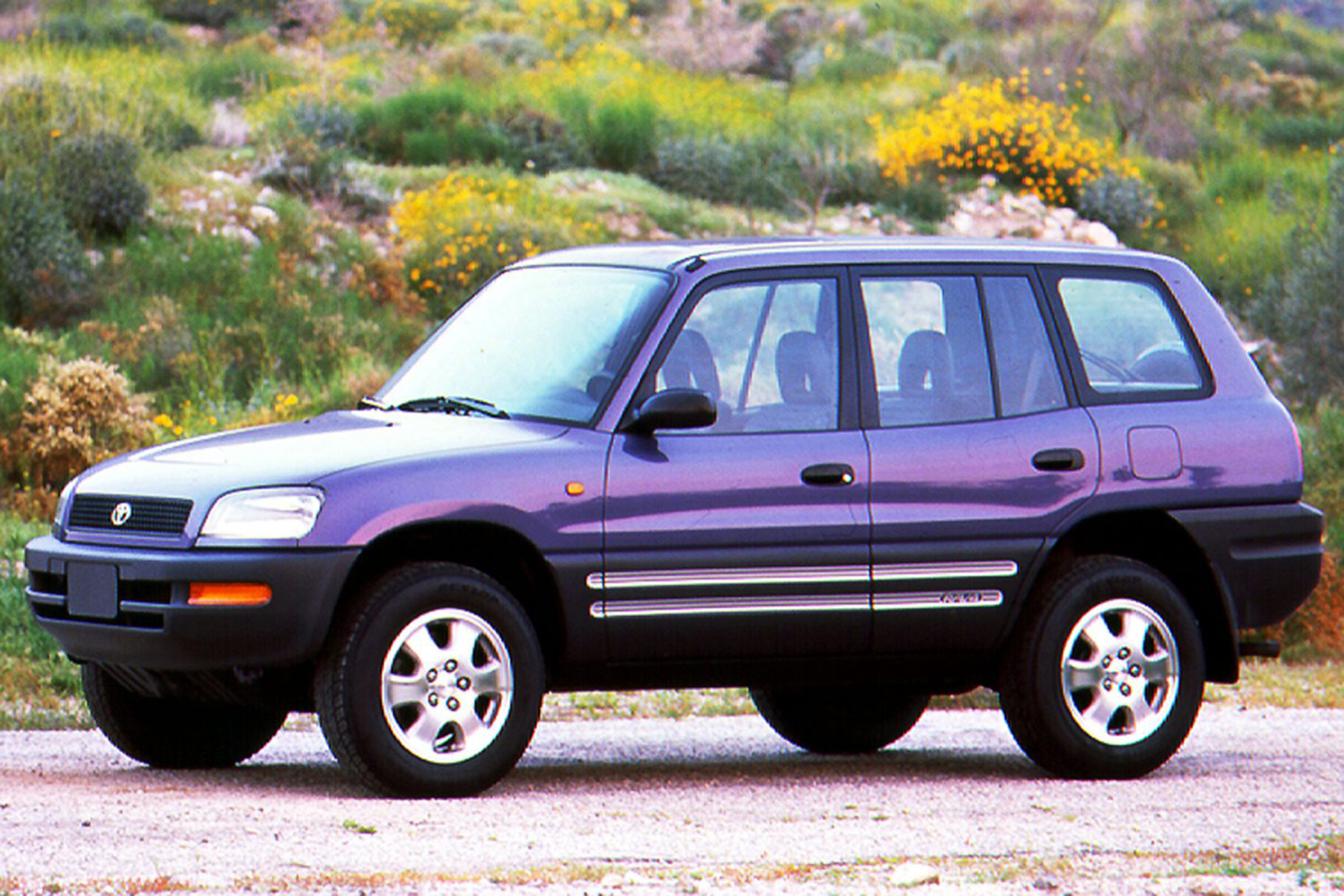 message-editor%2F1643910995855-1998001_1996_rav4_4door-2-1500x976.jpg