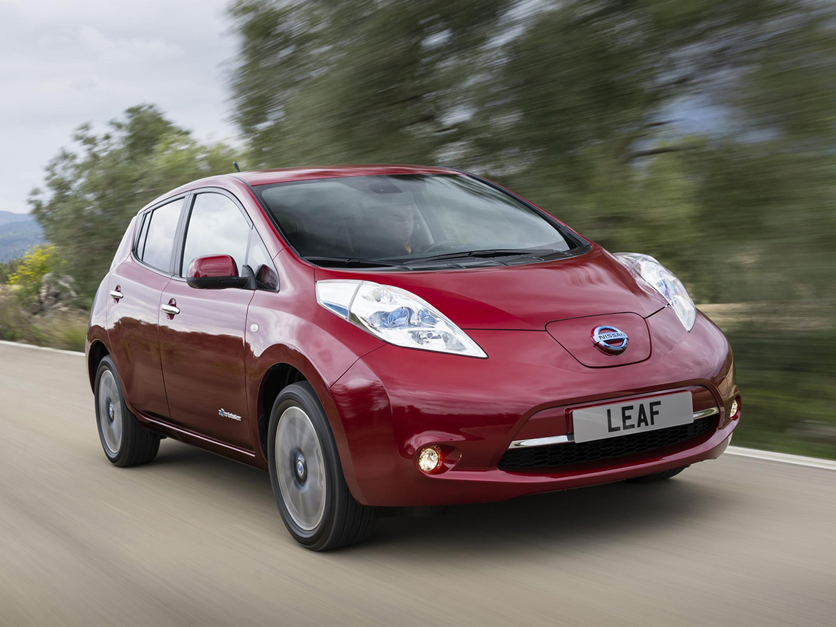 best-used-cars-nissan-leaf-art.jpg