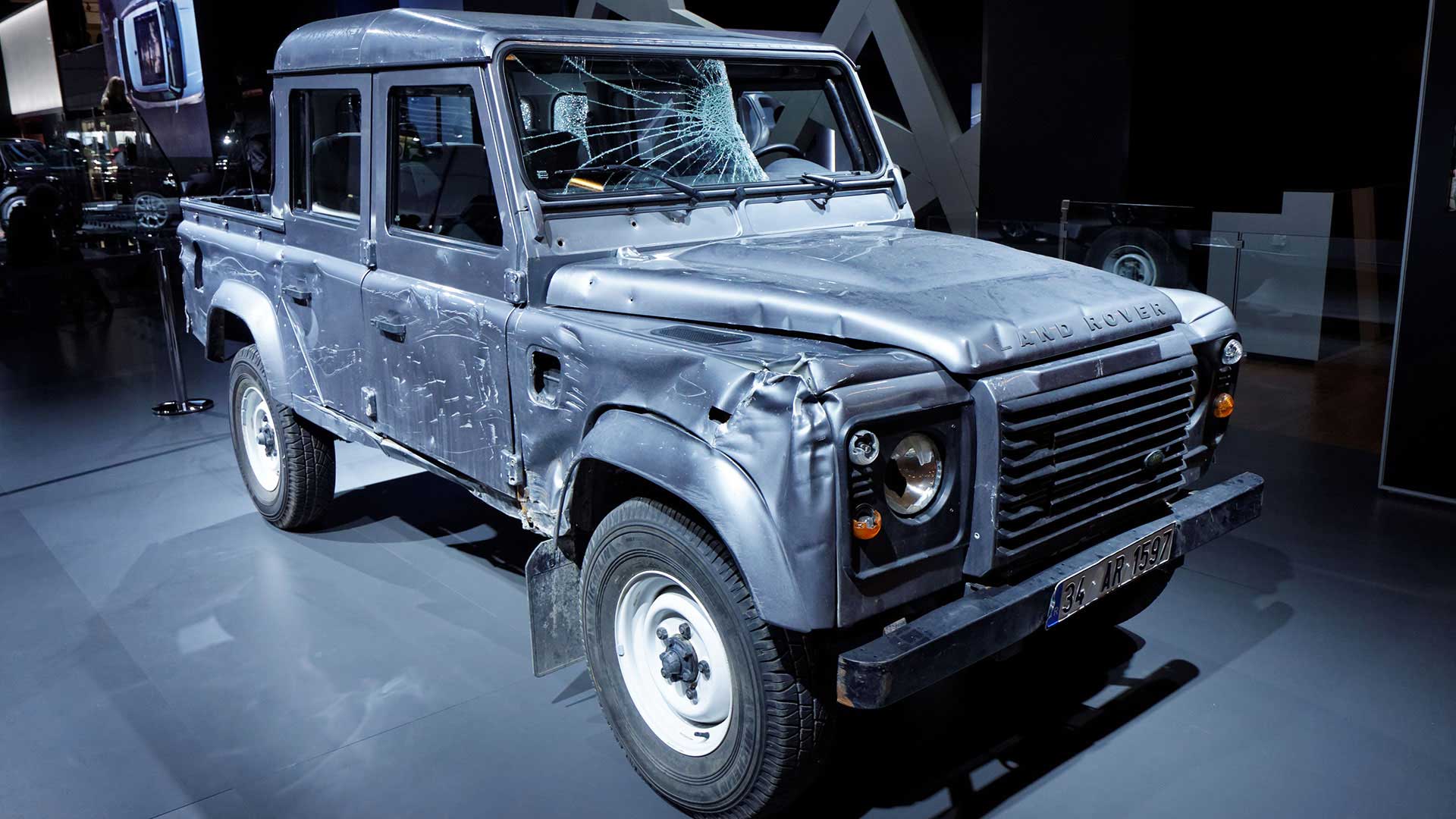 Land Rover Defender Pickup; Skyfall (2012)