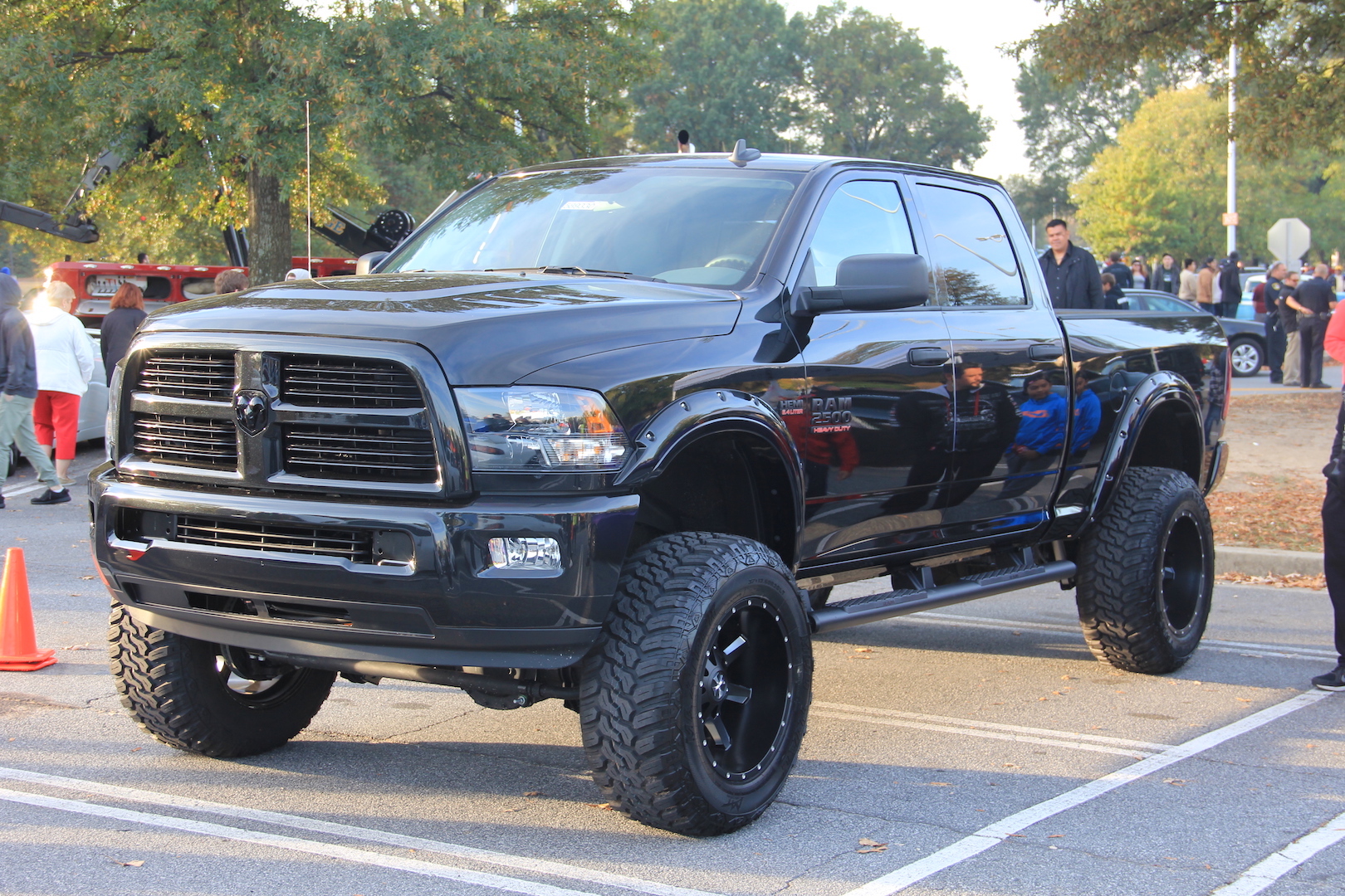 caffeine-and-octane-octoboer-2016-trucks_ram_37s.jpg