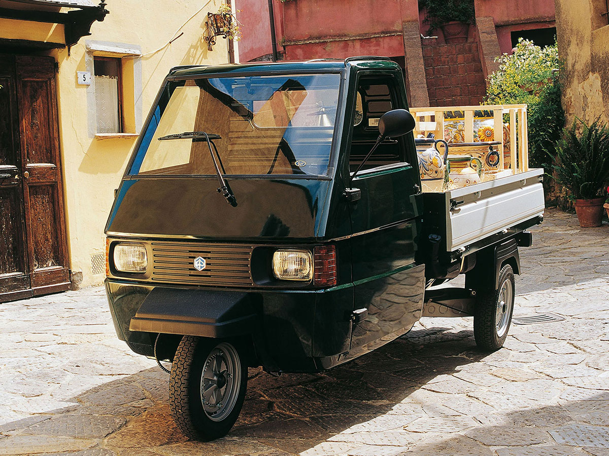 chinese-new-year-cars-piaggio-ape-art.jpg