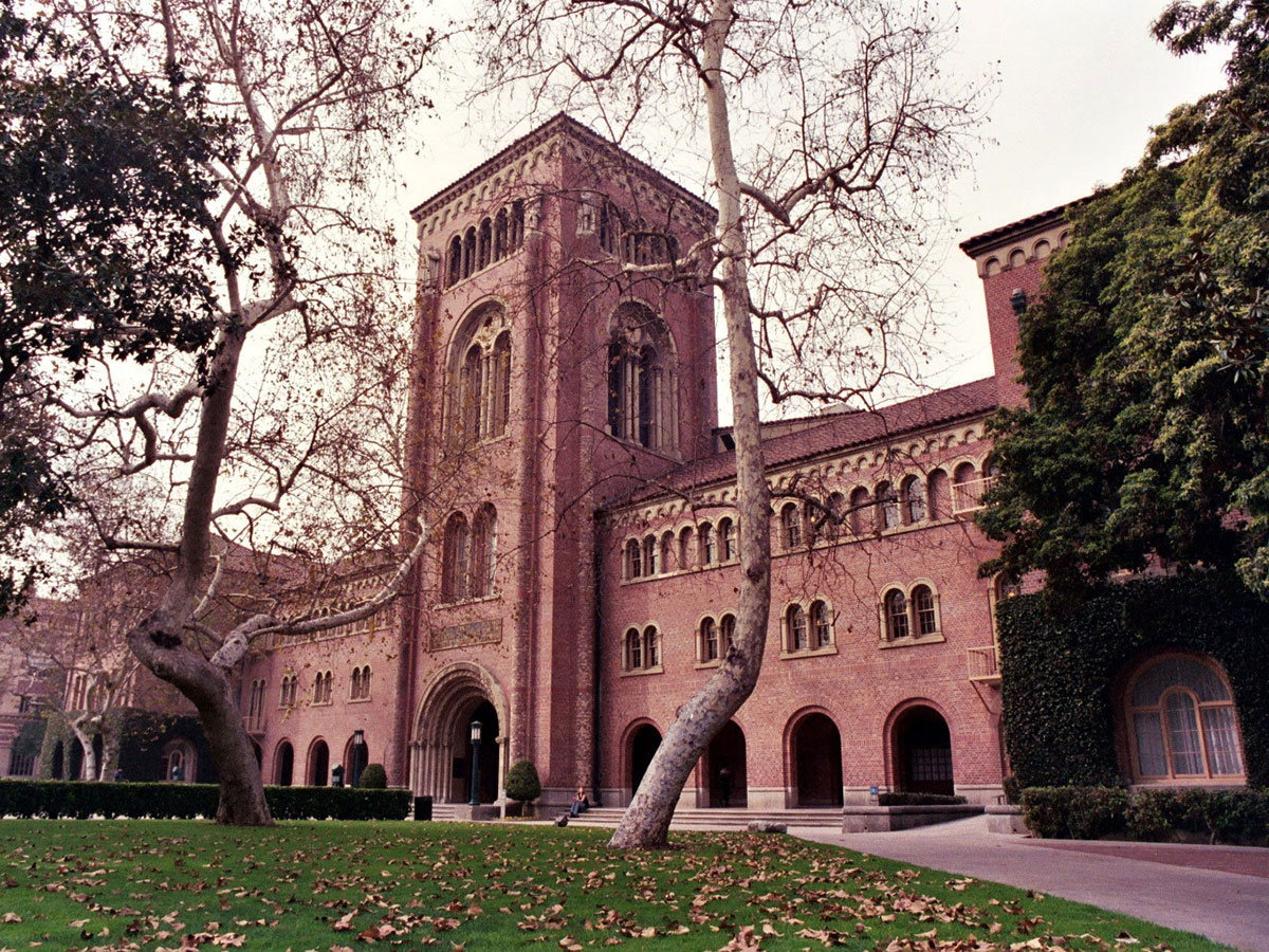 colleges-car-heads-university-southern-california-art.jpg