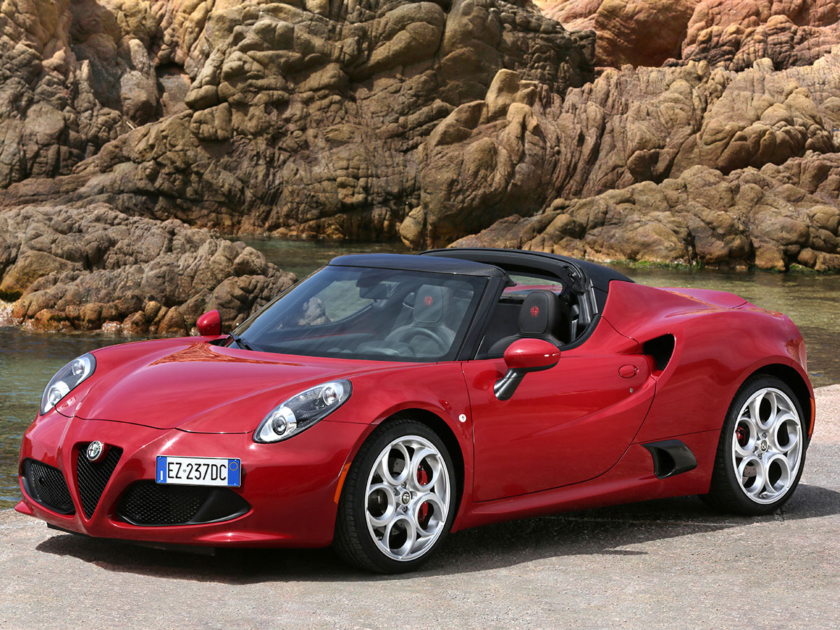 hagerty-hot-list-alfa-romeo-4c-spider-art.jpg