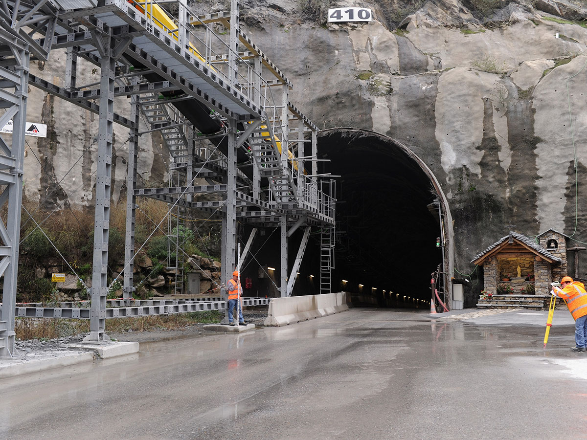 history-gotthard-base-tunnel-art-8.jpg