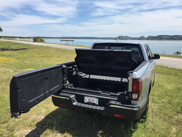 honda-ridgeline-trunk-bed-inline.jpg