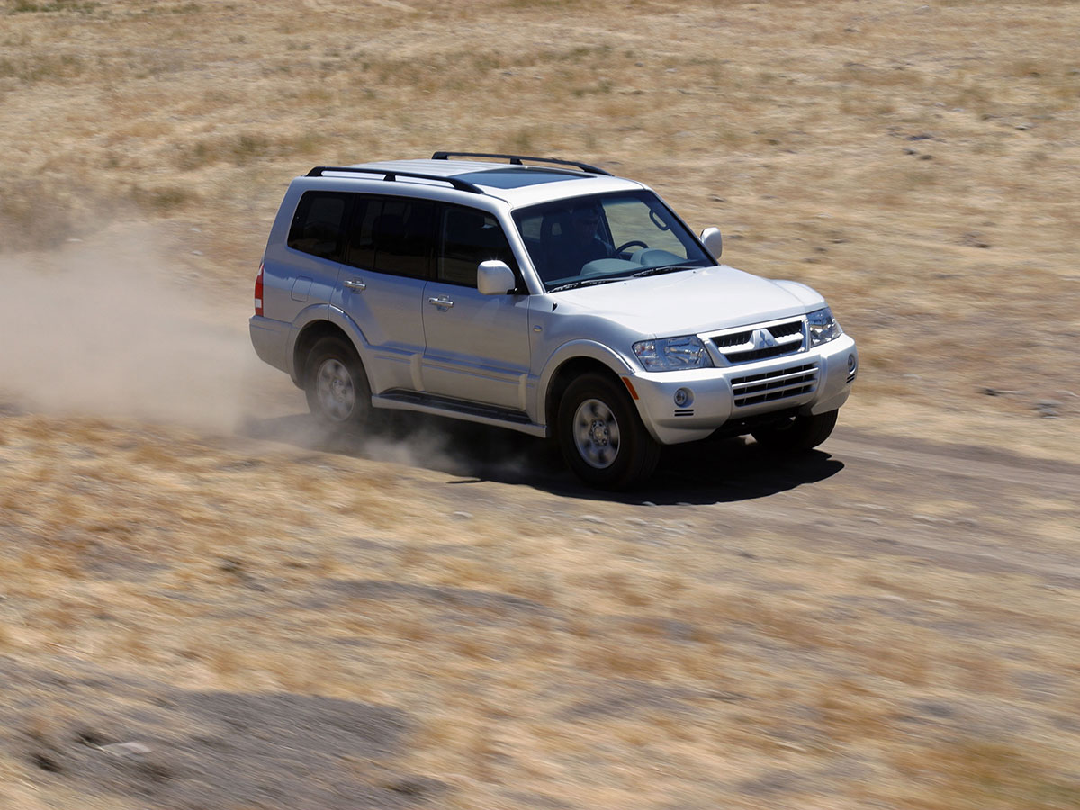 jeep-mitsubishi-montero-art.jpg