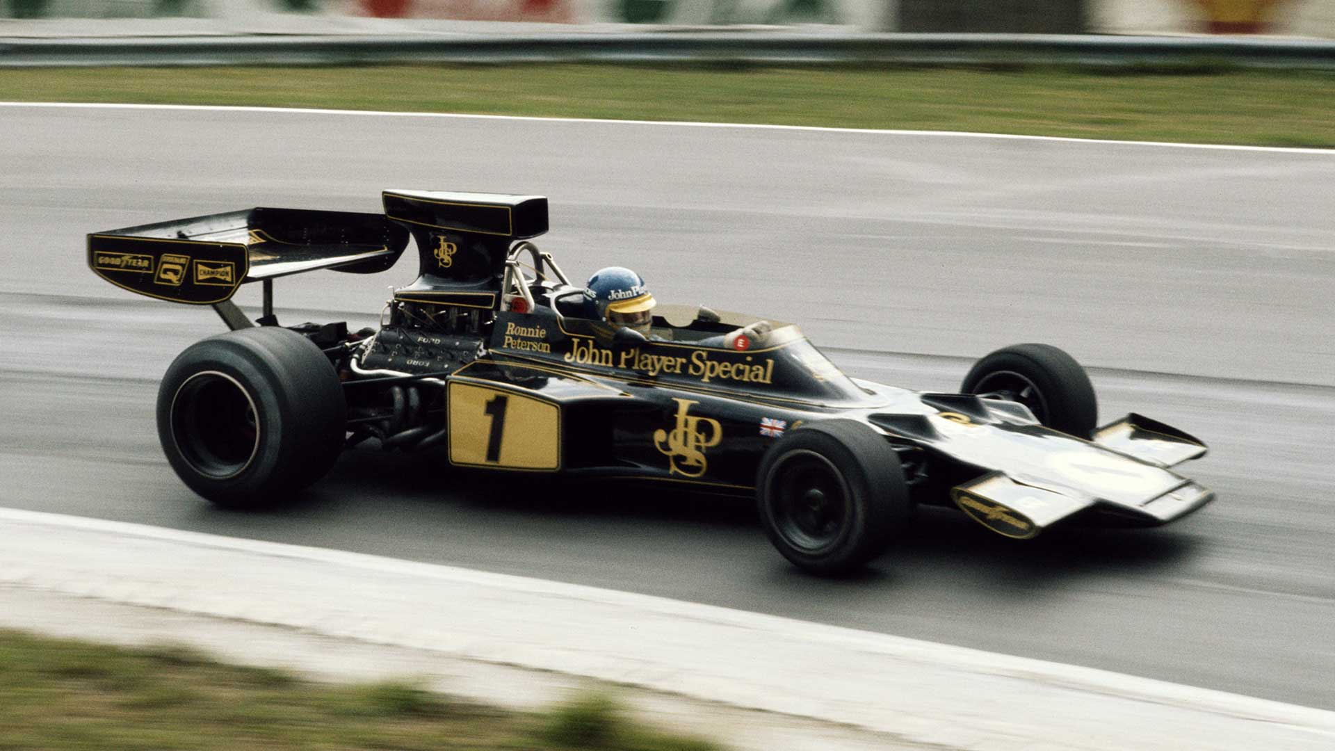 Lotus 72