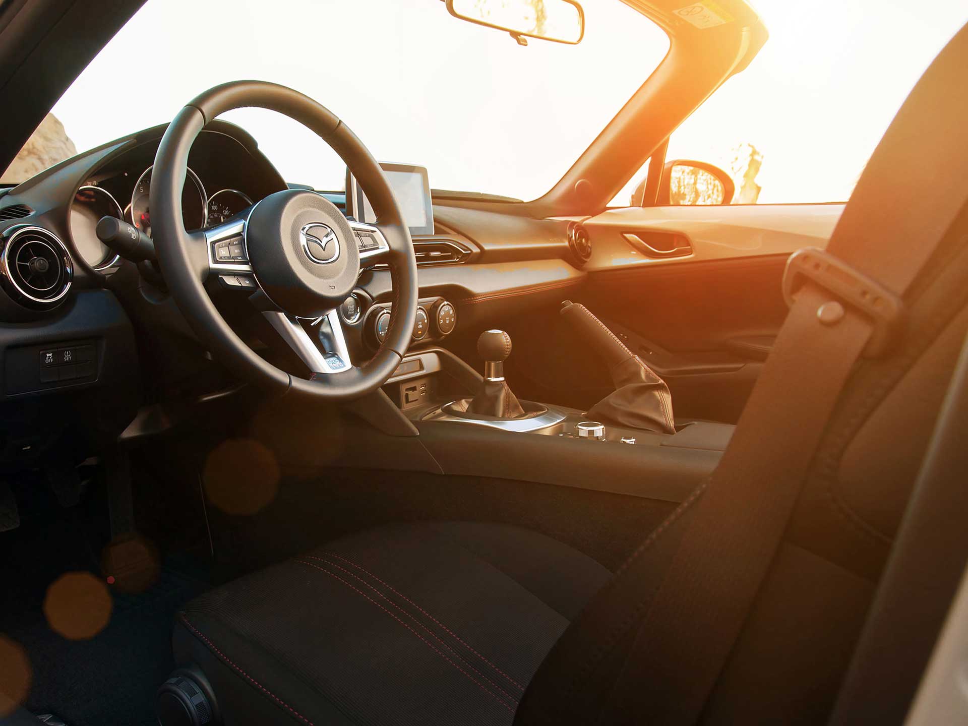 mazda_mx-5_miata_interior_1.jpg
