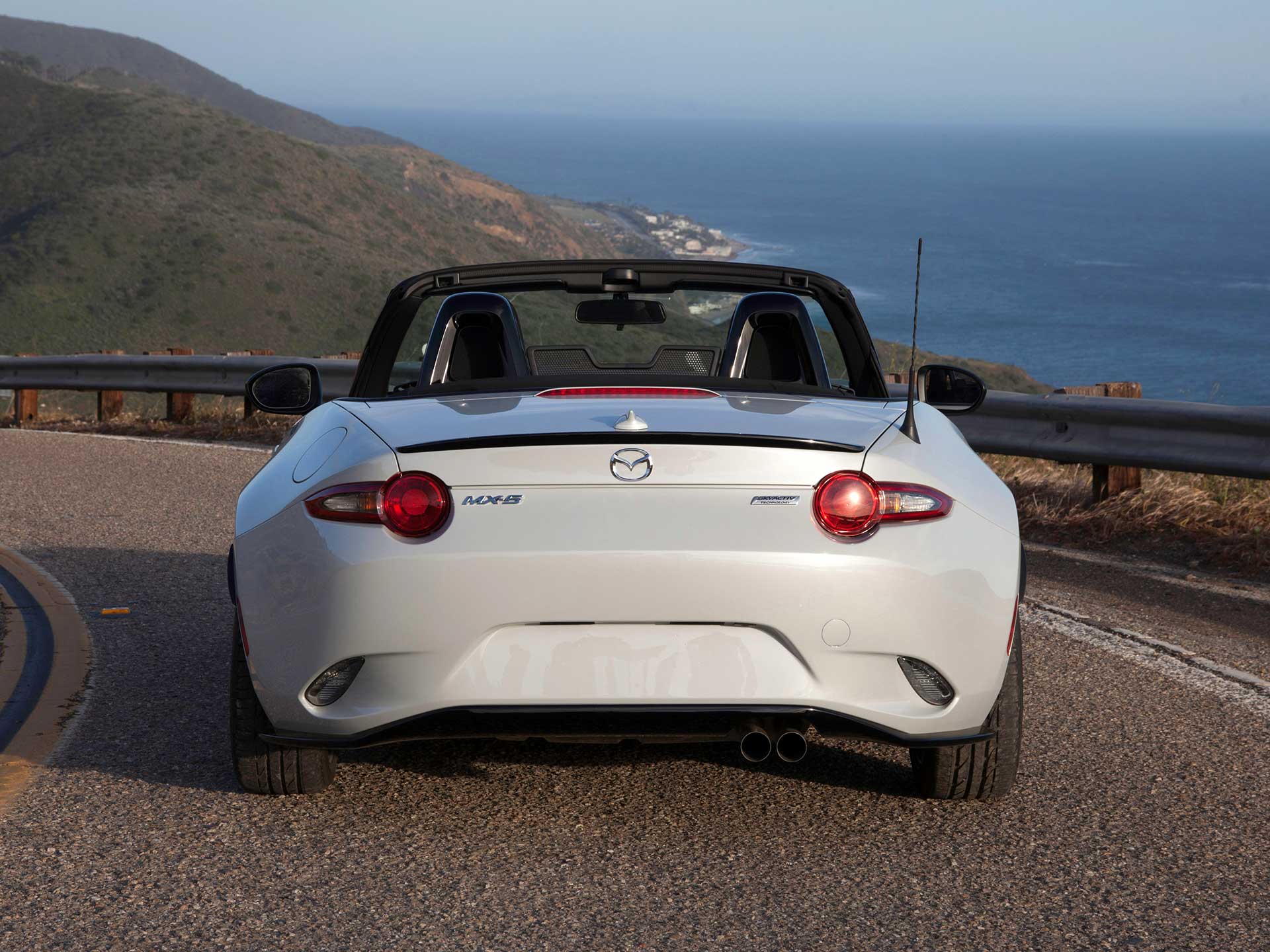 mazda_mx-5_miata_rear.jpg