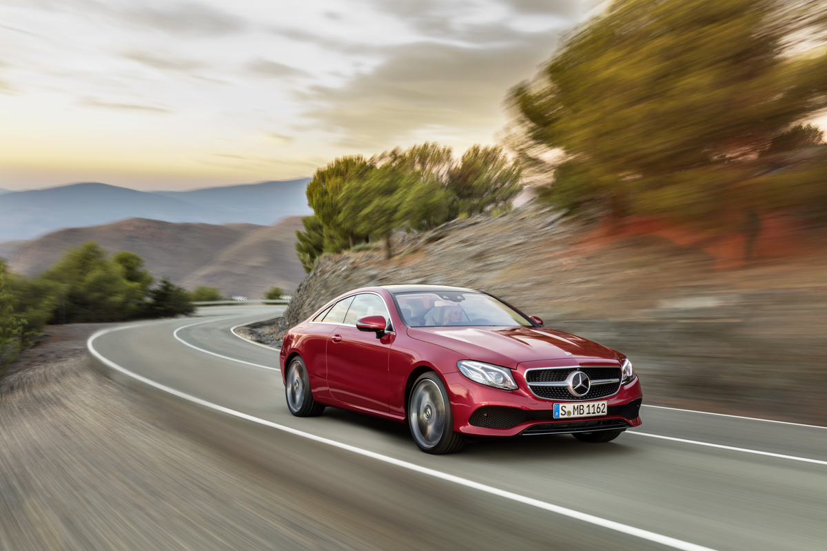 mercedes-benz_e-class_coupe_red_5.jpg