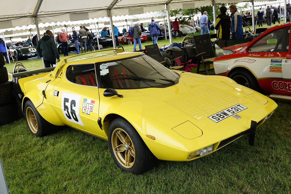 pop-up-headlights-lancia-stratos-art.jpg