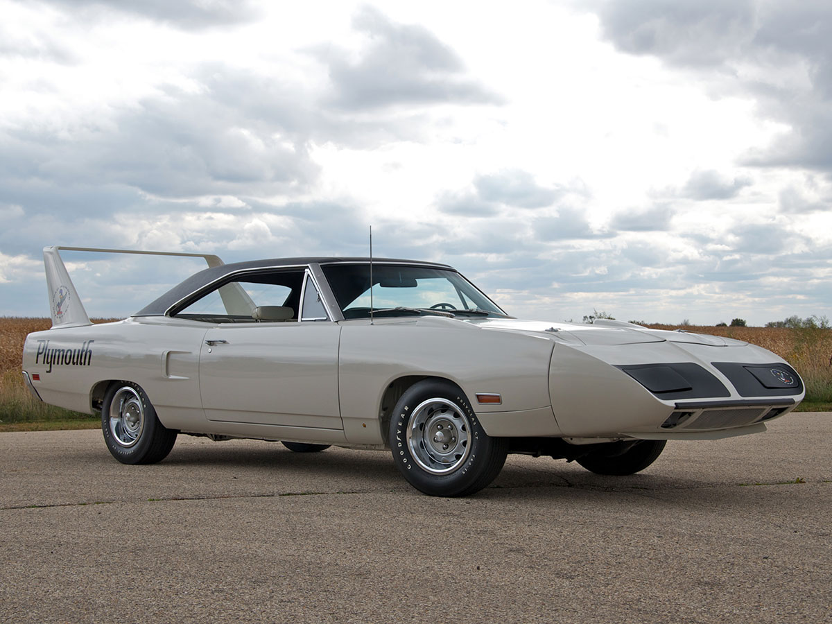 pop-up-headlights-plymouth-superbird-art.jpg