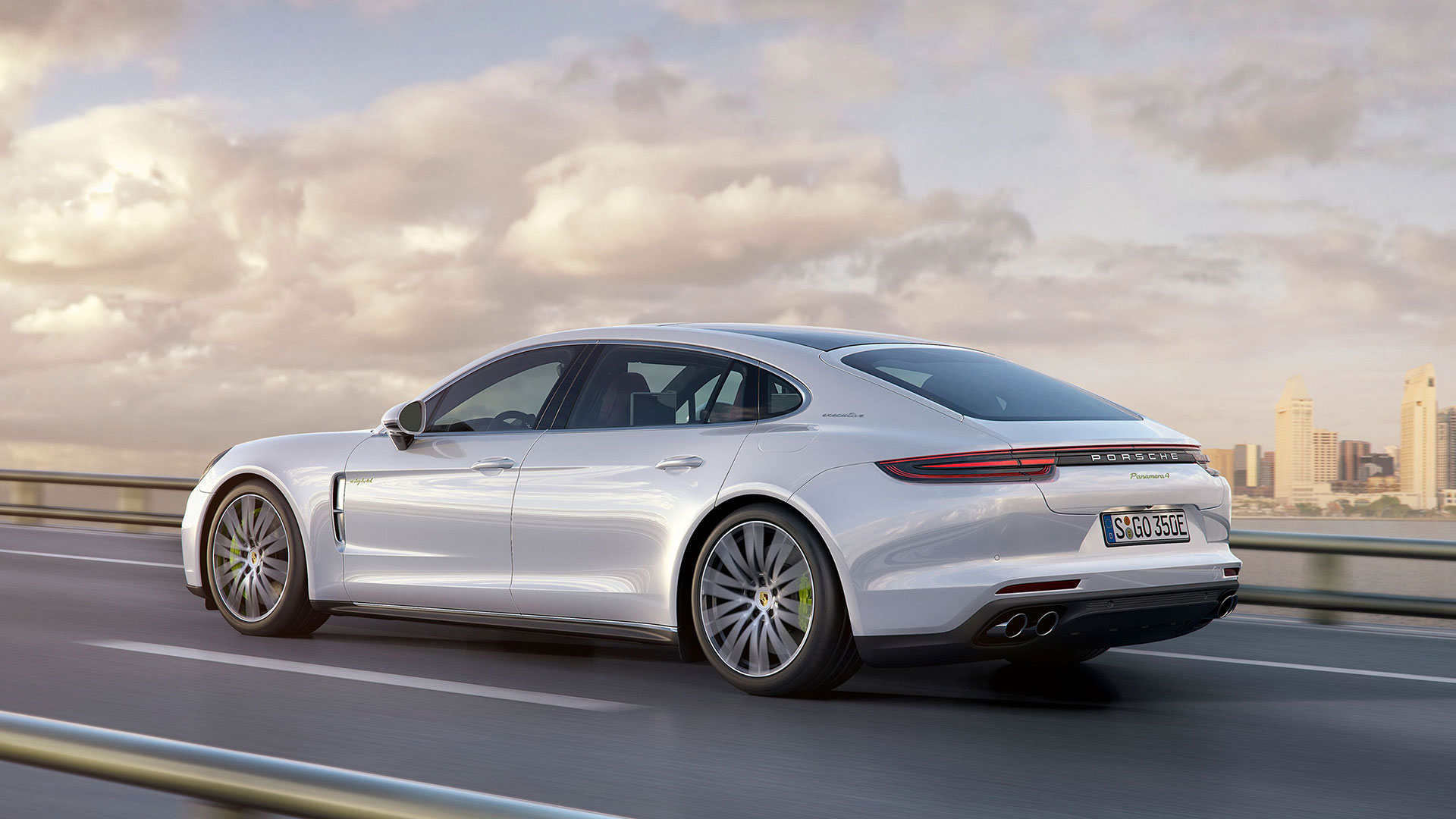 porsche-panamera-executive-1.jpg