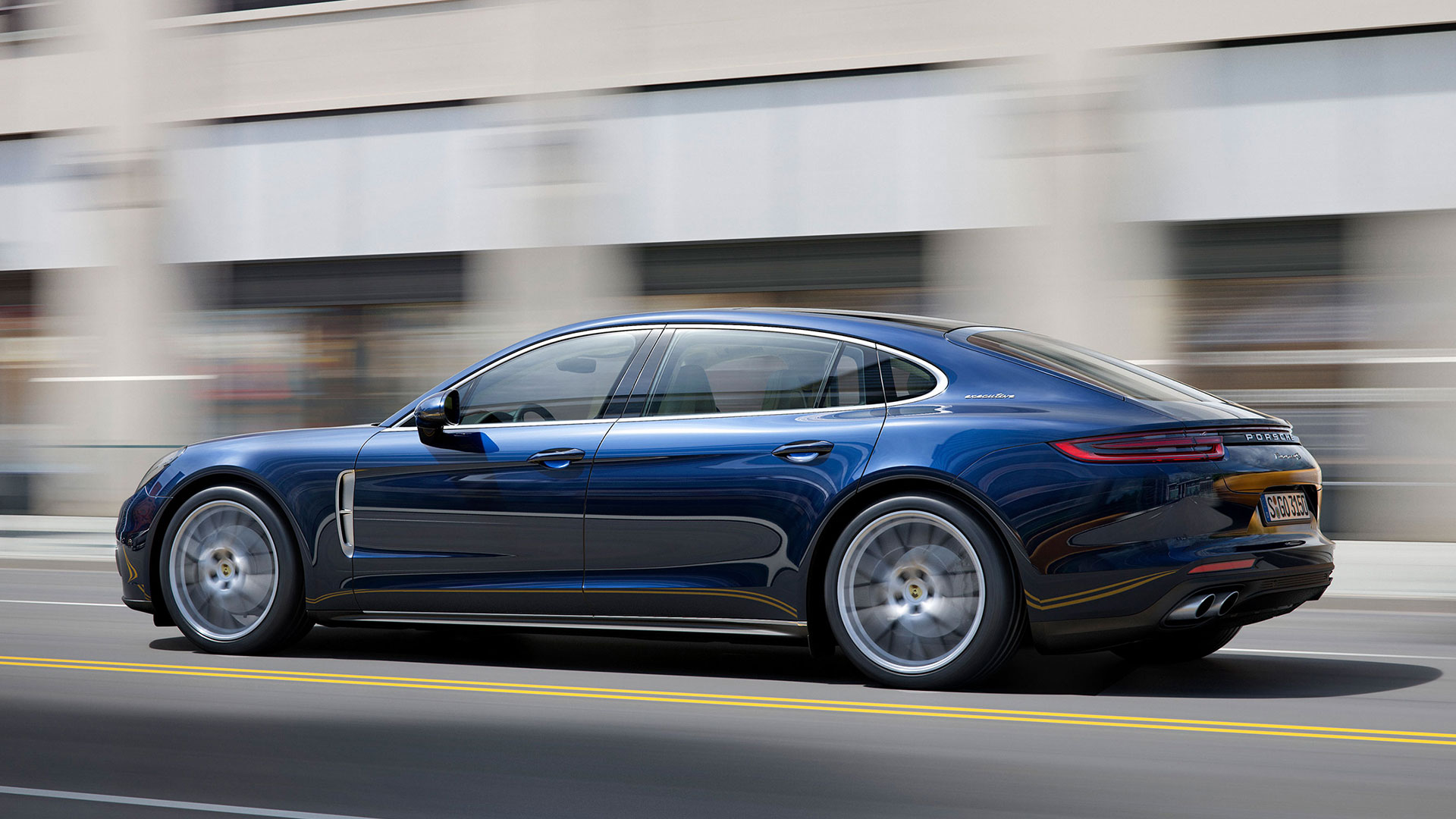 porsche-panamera-executive-6.jpg