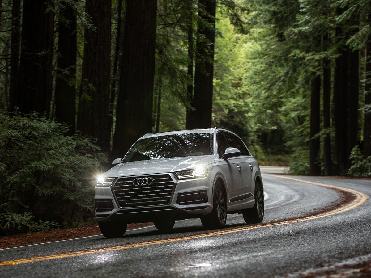 review-2017-audi-q7-art-1.jpg