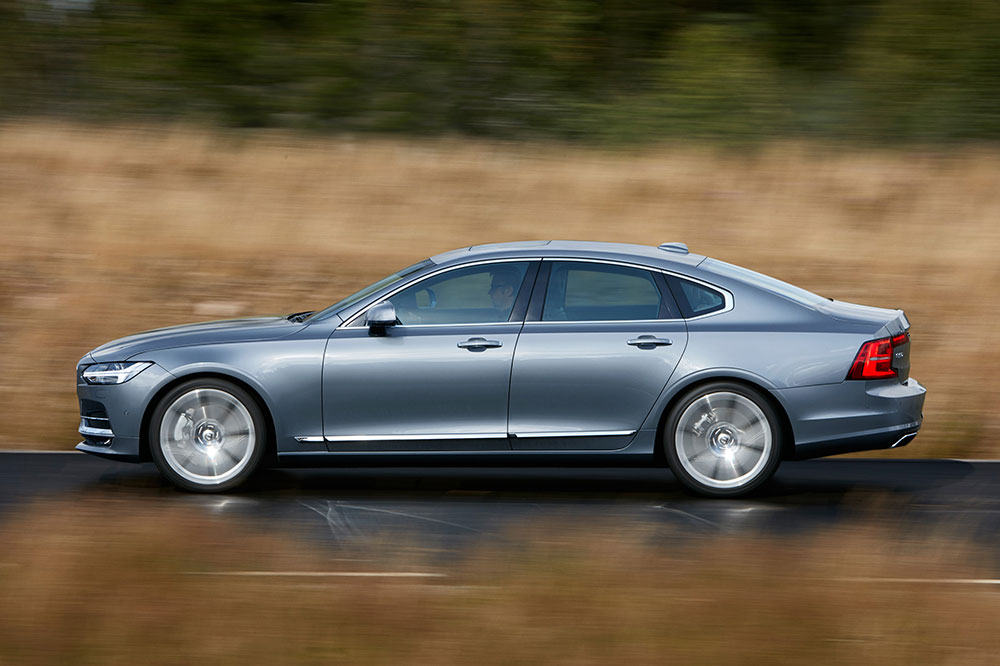 volvo-s90-2017-side.jpg