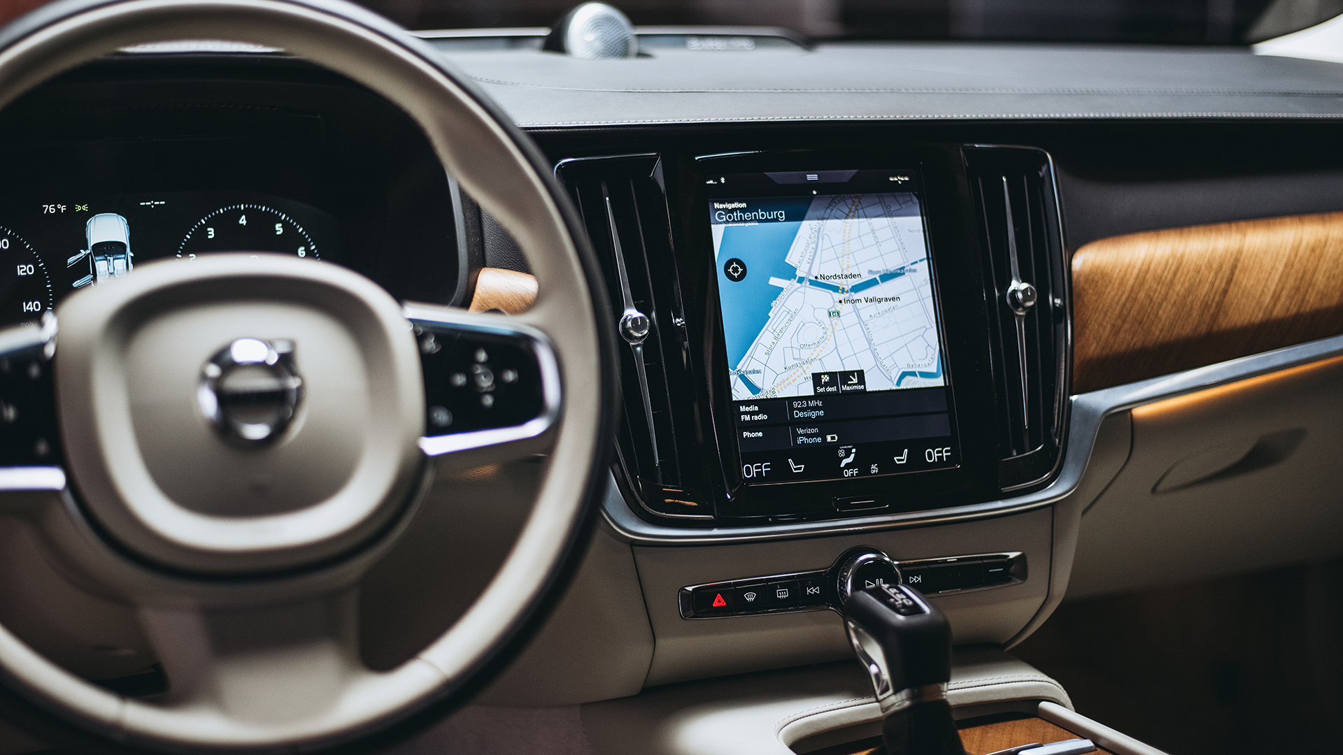 Helps you safely navigate busy city streets