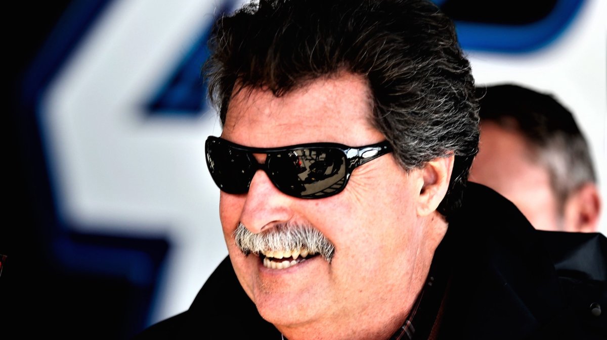Tony Helton Racer Exclusive: Dodge Execs Meet with NASCAR Execs