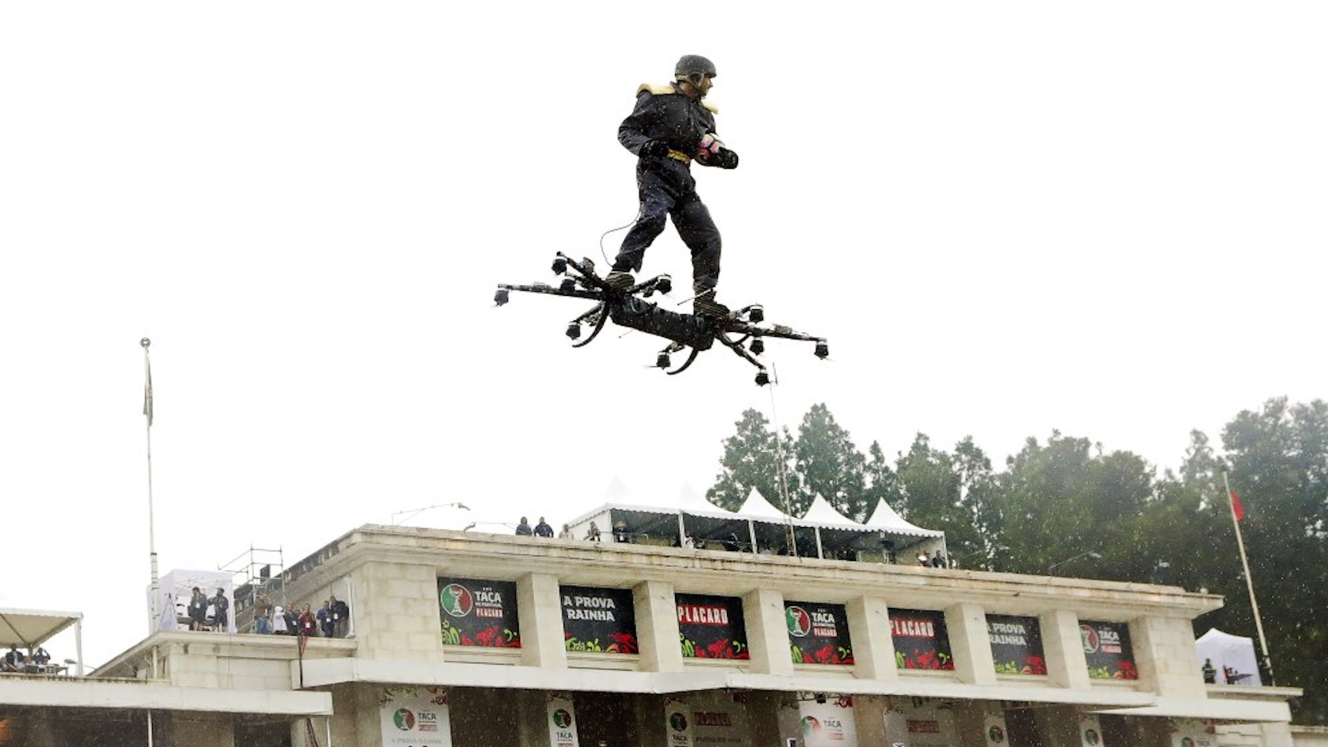 Real Flying Hoverboard Drone Pilot Stuns Lisbon Soccer Stadium Crowd