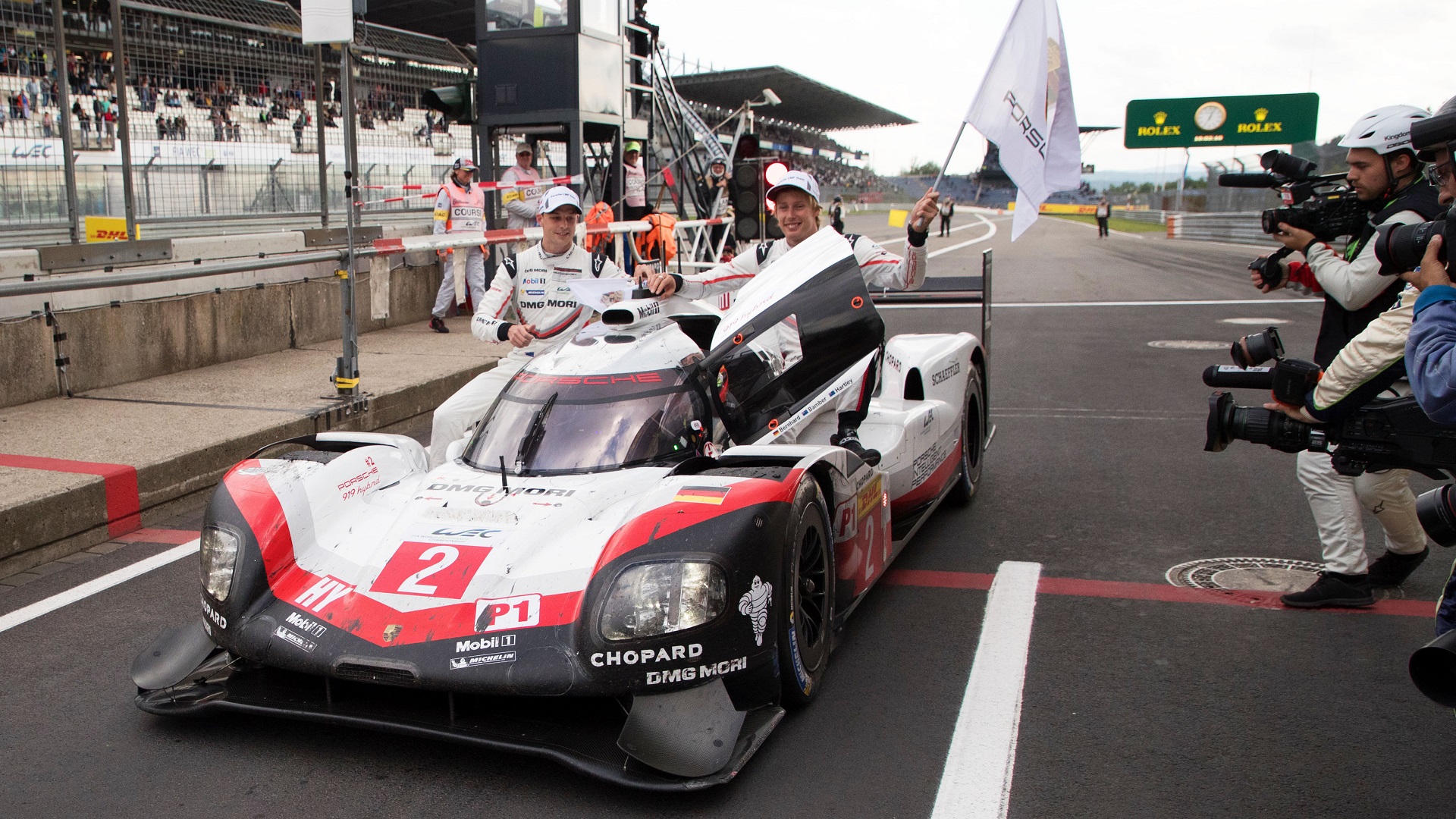 porsche-wins-nurburgring-hero.