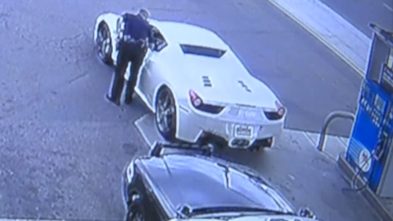 Ferrari Thief Caught After Running out of Fuel, Begging for Gas Money