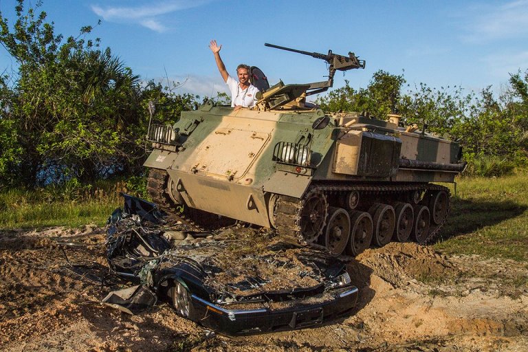 You Can Pay to Drive Around a Military-Style Tank and Crush Cars in Florida for Fun
