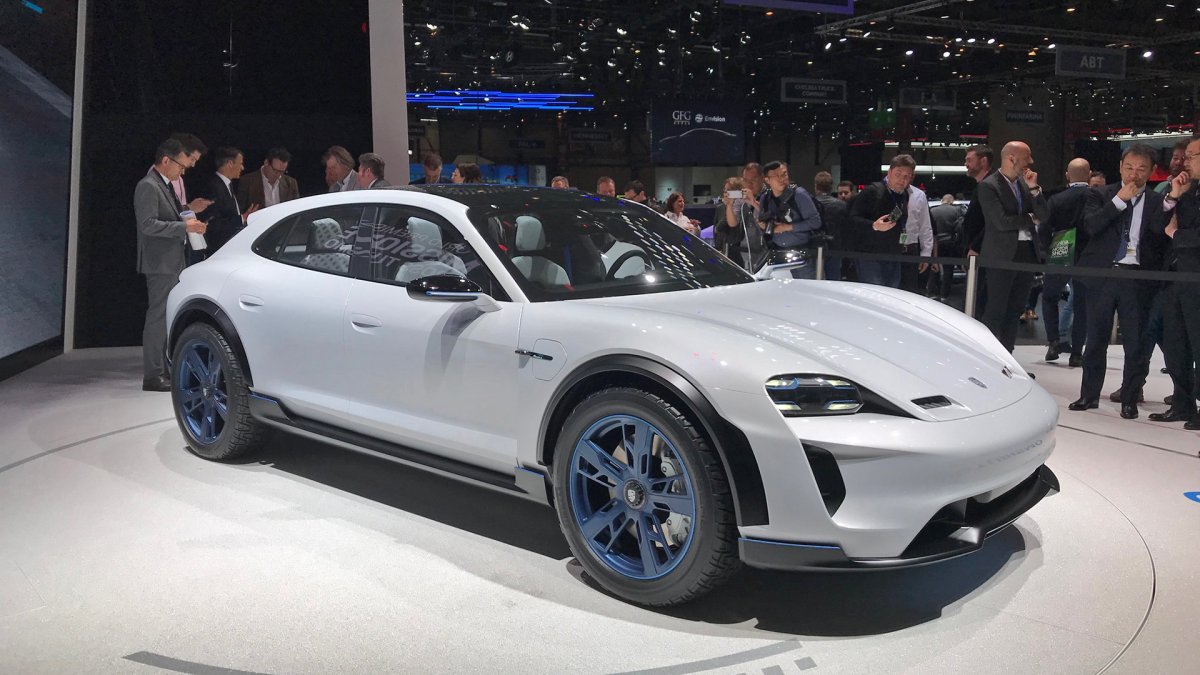 Porsche Mission E Cross Turismo Concept: An Electric Soft-Roader at the ...