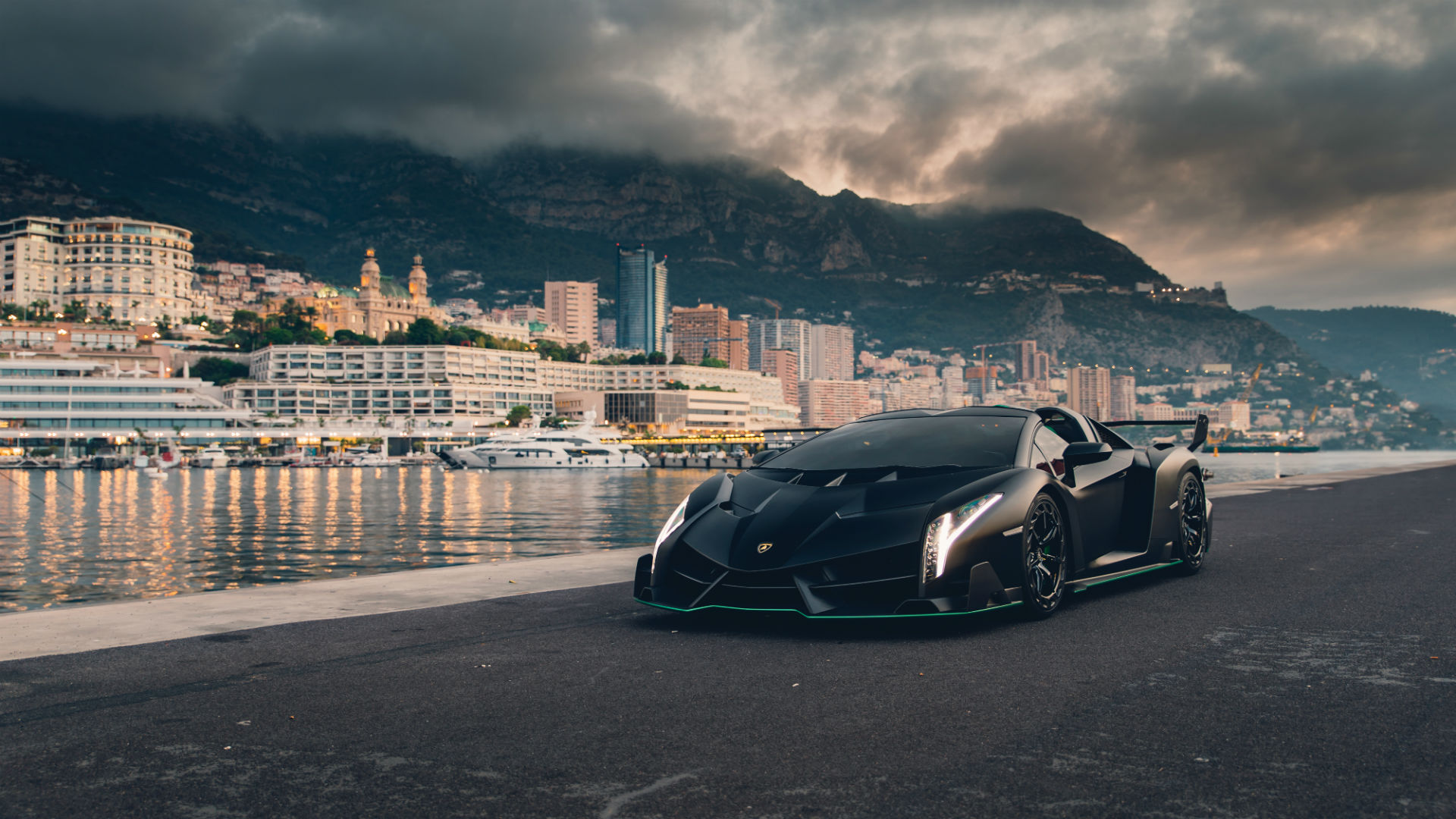 lamborghini-veneno-roadster.