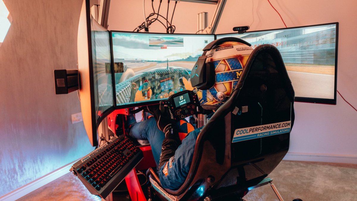 Mike Racing Simulator McLaren Formula 1 Driver Lando Norris Gets More Nervous Racing Sims ...