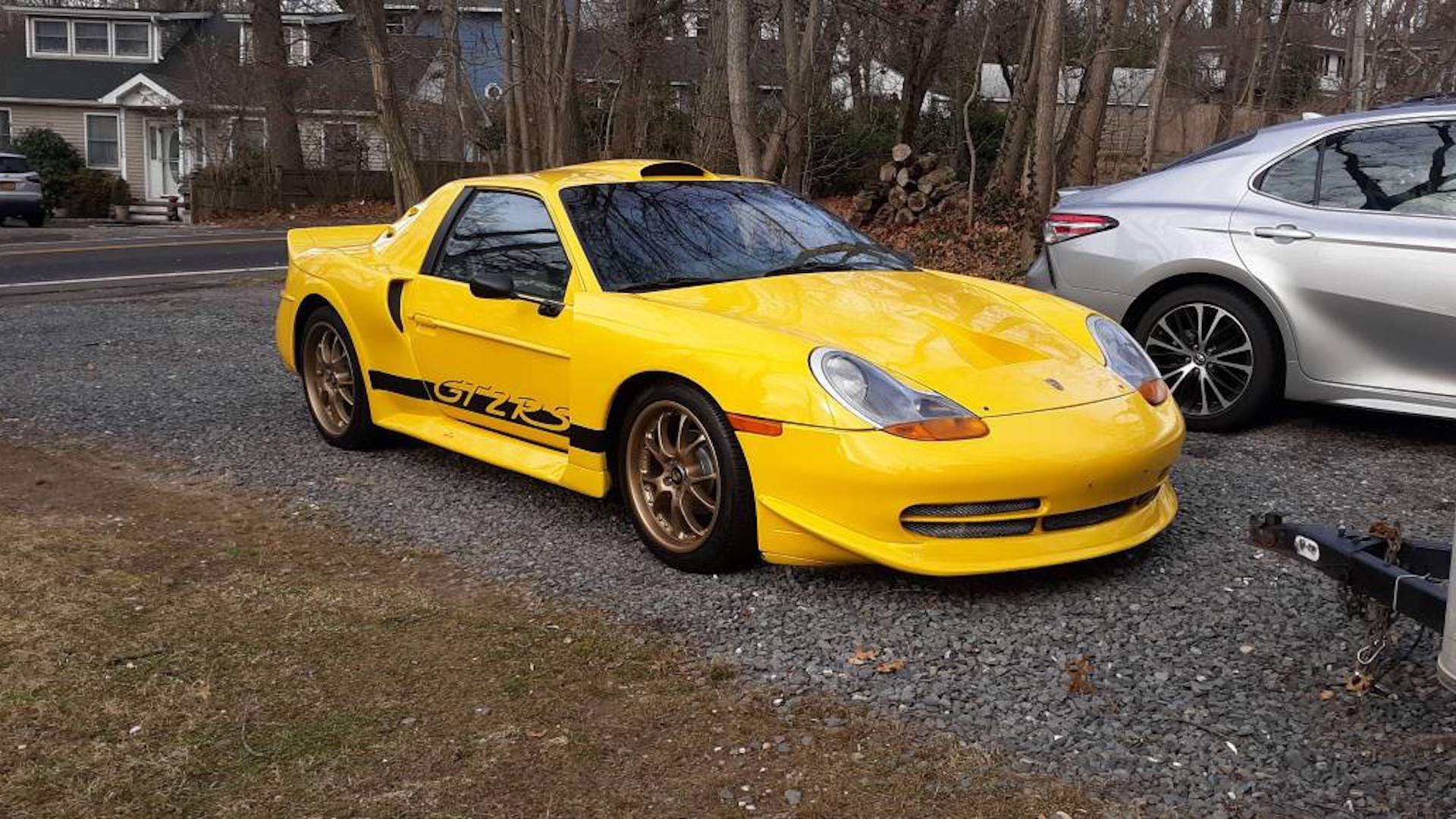someone-turned-a-perfectly-okay-pontiac-fiero-into-a-gross-gemballa
