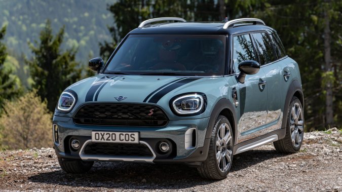Mini Cross Variants Mini to Finally Give Americans What They Want: A Bigger Crossover