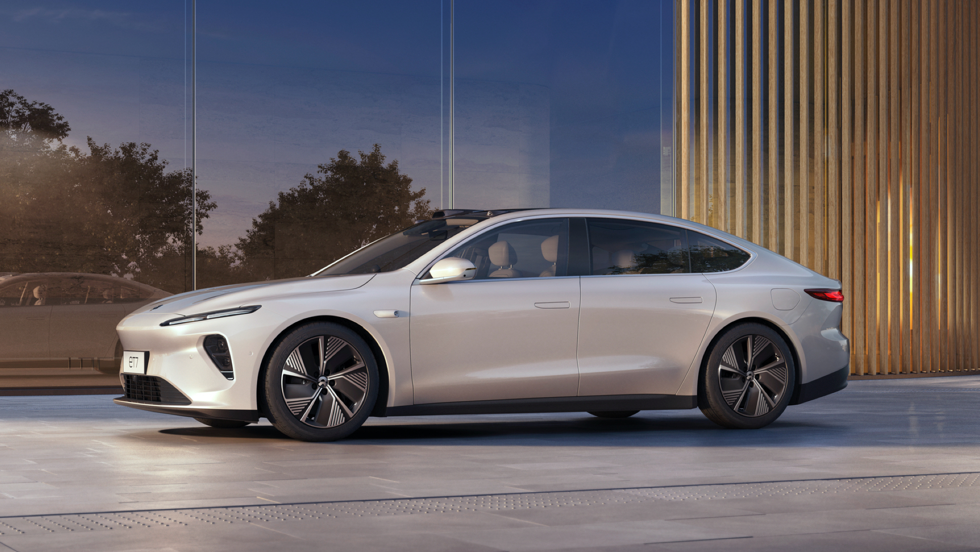 Chinese Tesla Rival Nio Unveils ET7 Sedan With Over 600 Miles of Range