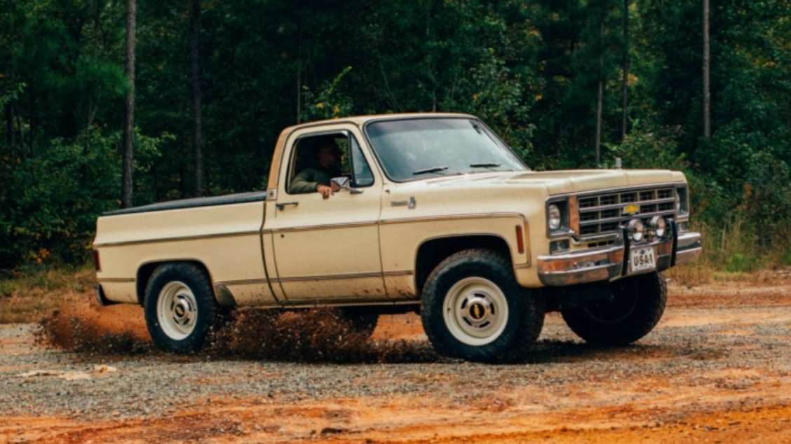 You Can Buy a ‘New’ Square Body Chevy Truck With 650 HP and Period ...