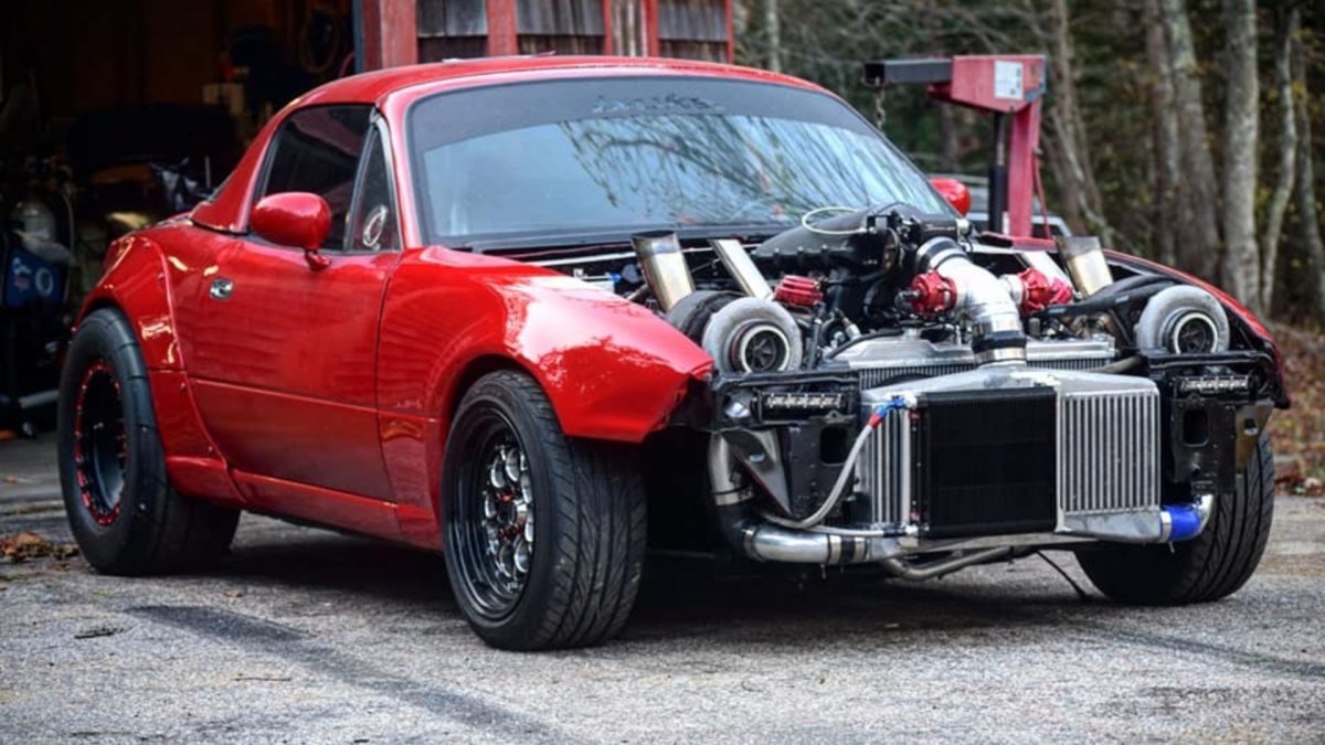 1990 Mazda Miata NA with a Silverado Engine and Twin Turbos Is Drag ...