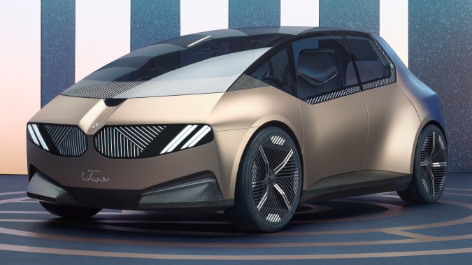 The Munich Auto Show Was Full of Blobs