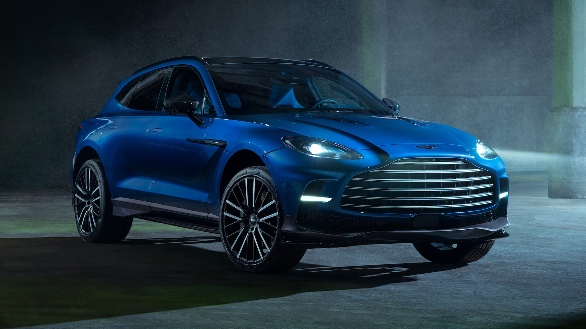 Aston Martin キーレスエントリー　スペア アストンマーティン Aston-Martin-DBX707_03.jpg