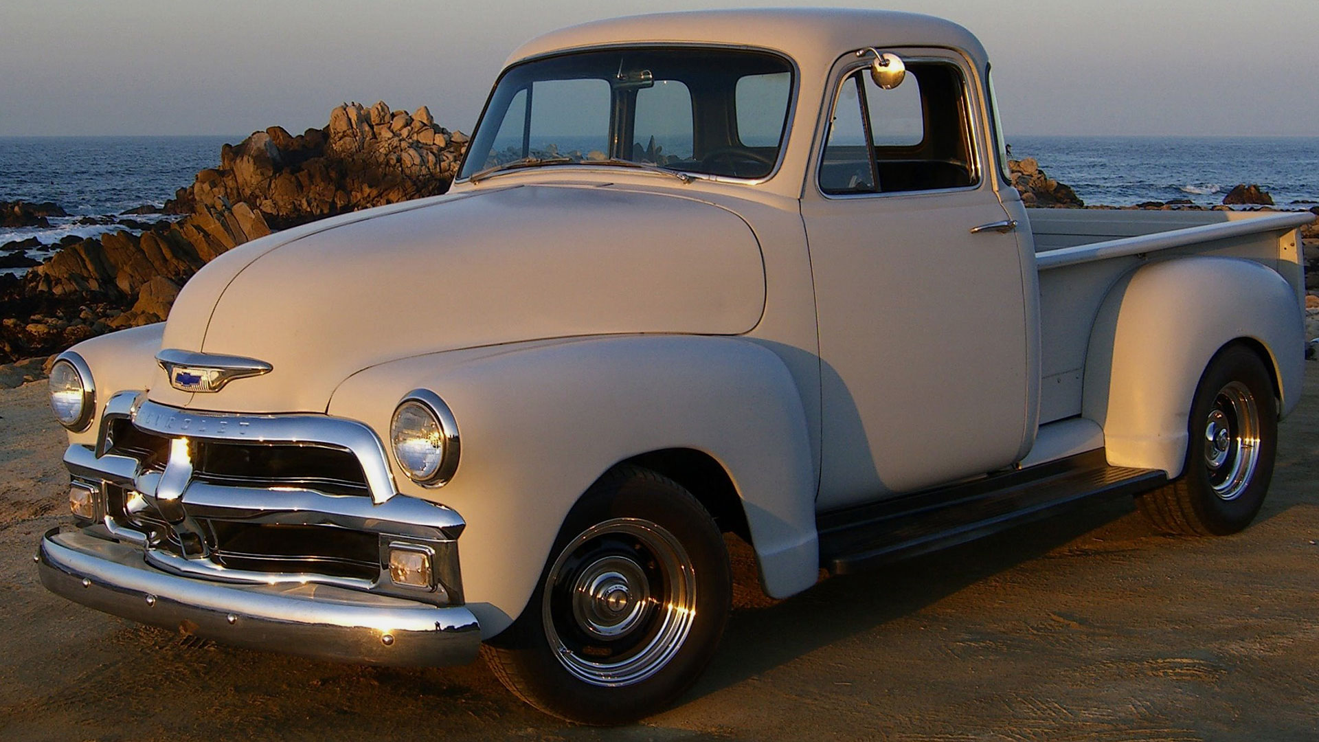 Unique Classic Cars, image size:1920x1080