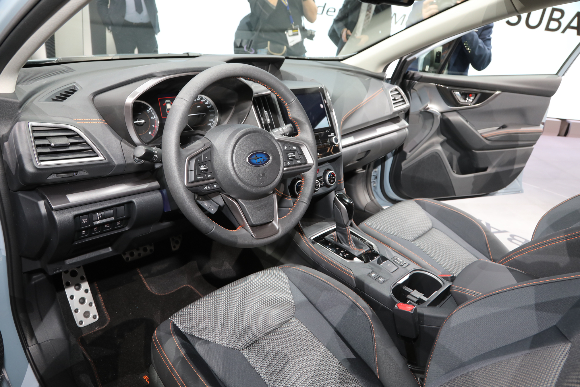 message-editor%2F1488925884476-2018subarucrosstrekinteriorgallery.jpg
