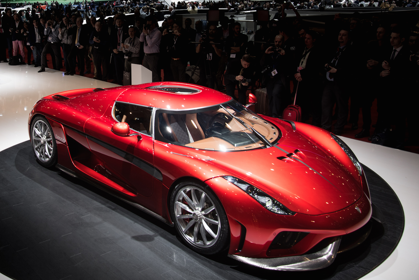 message-editor%2F1489776124165-koenigsegg-regera.jpg