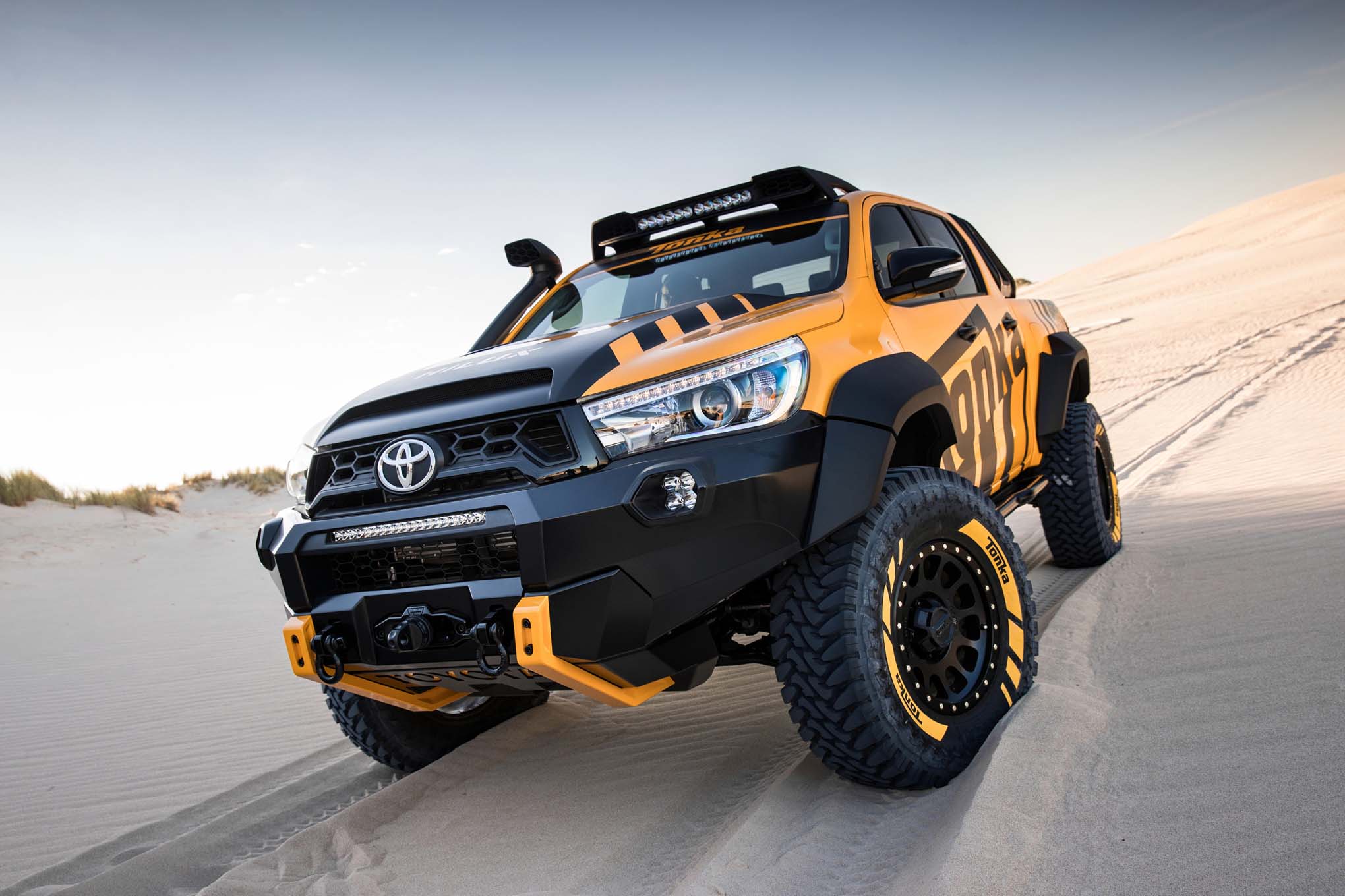 message-editor%2F1490891605621-2017-toyota-hilux-tonka-concept-static.jpg