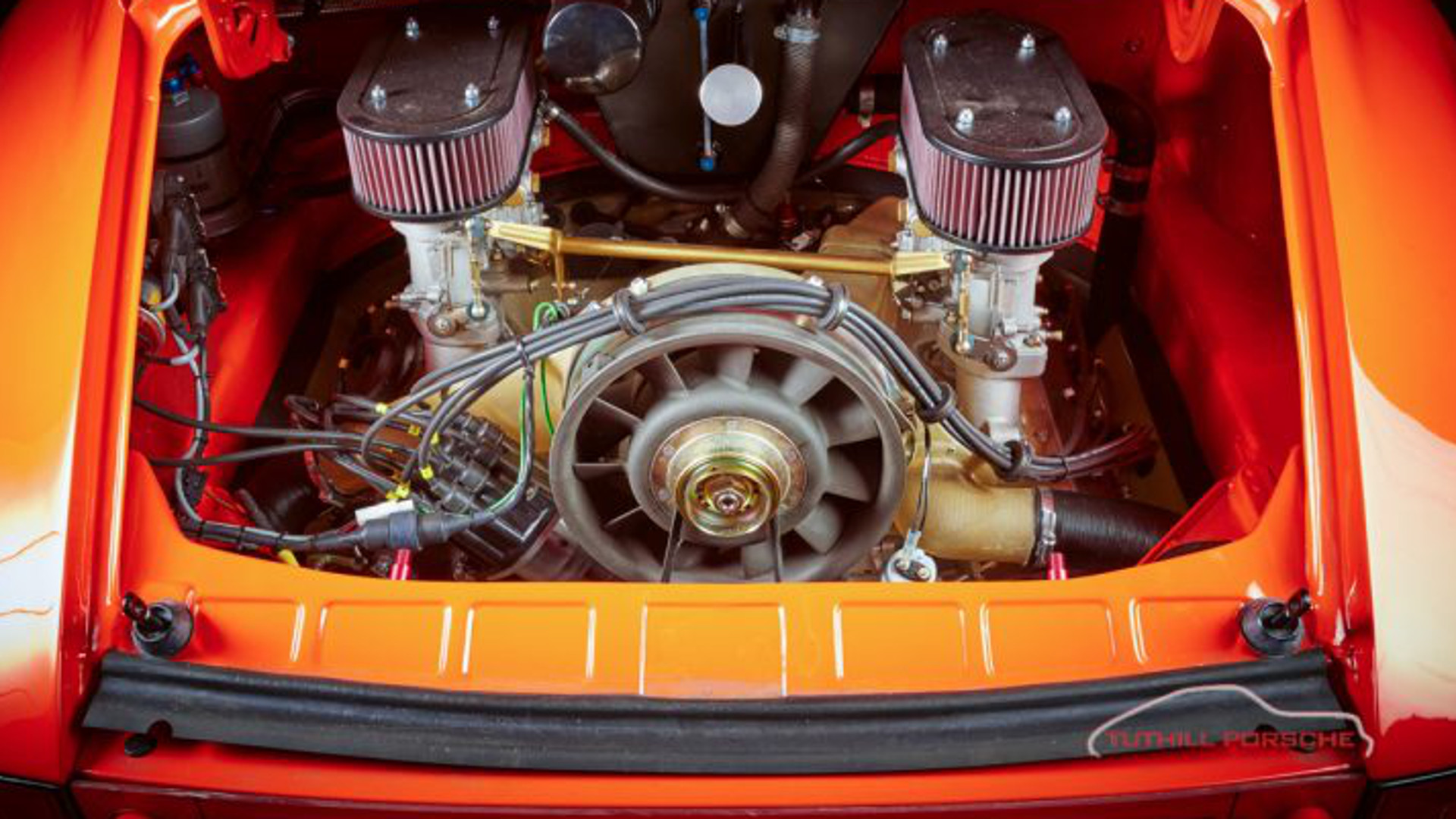 message-editor%2F1496345851674-tuthill-porsche-build-porsche-911-safari-3-720x480.jpg