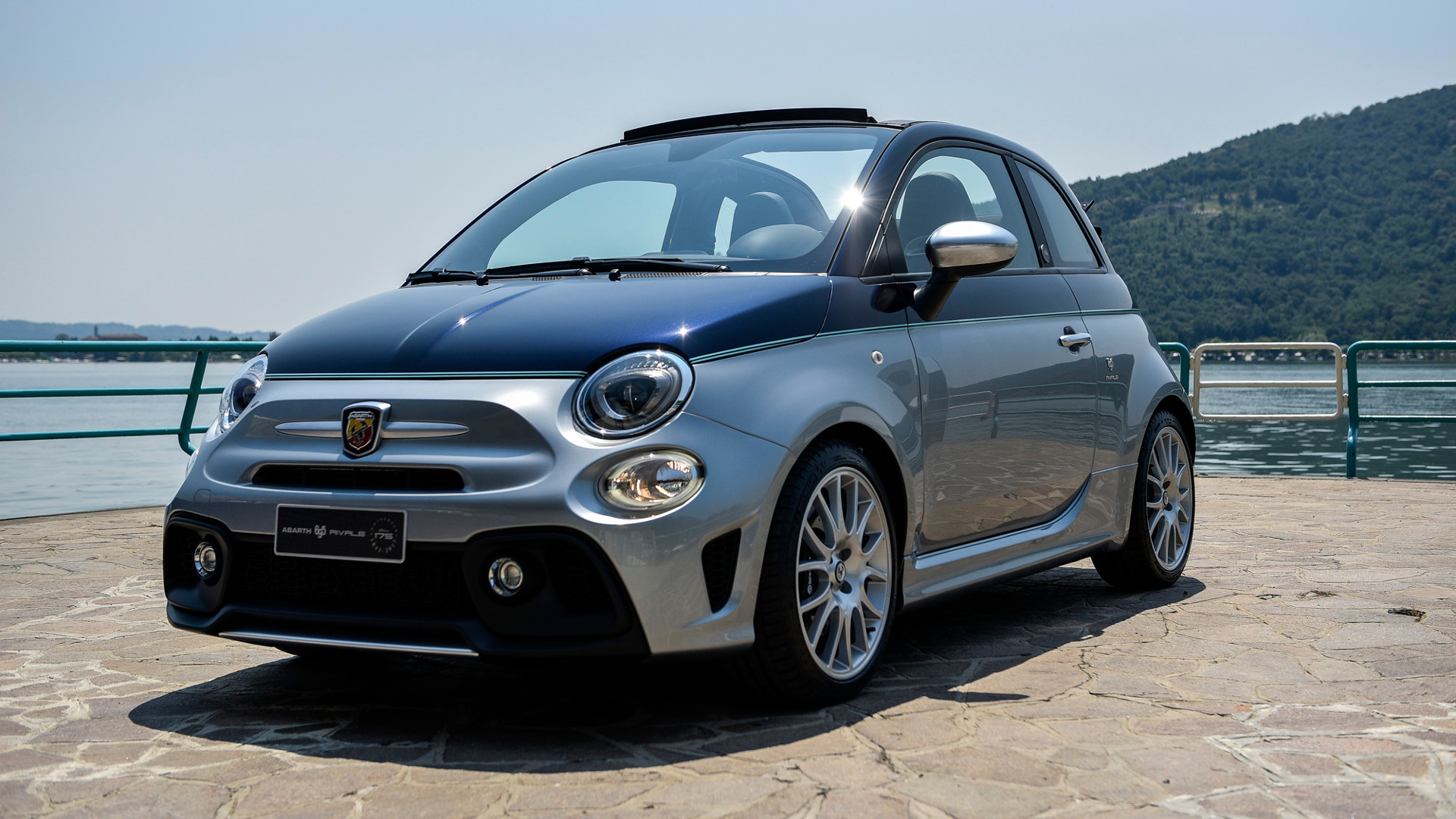 message-editor%2F1497451784299-2017abarth695rivale11.jpg