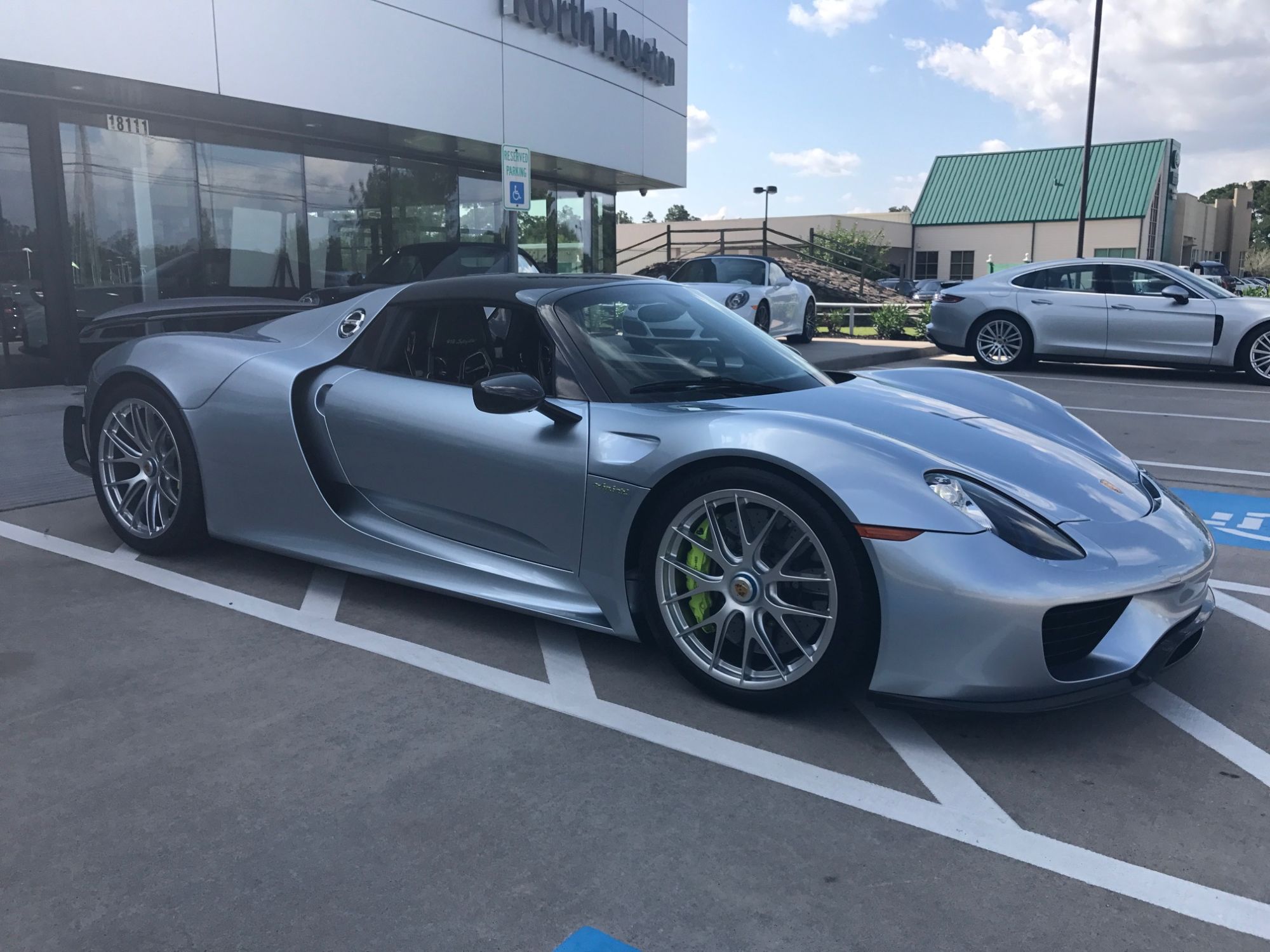 Want to Buy a 10K-Mile Porsche 918 Spyder for $1.4 Million?
