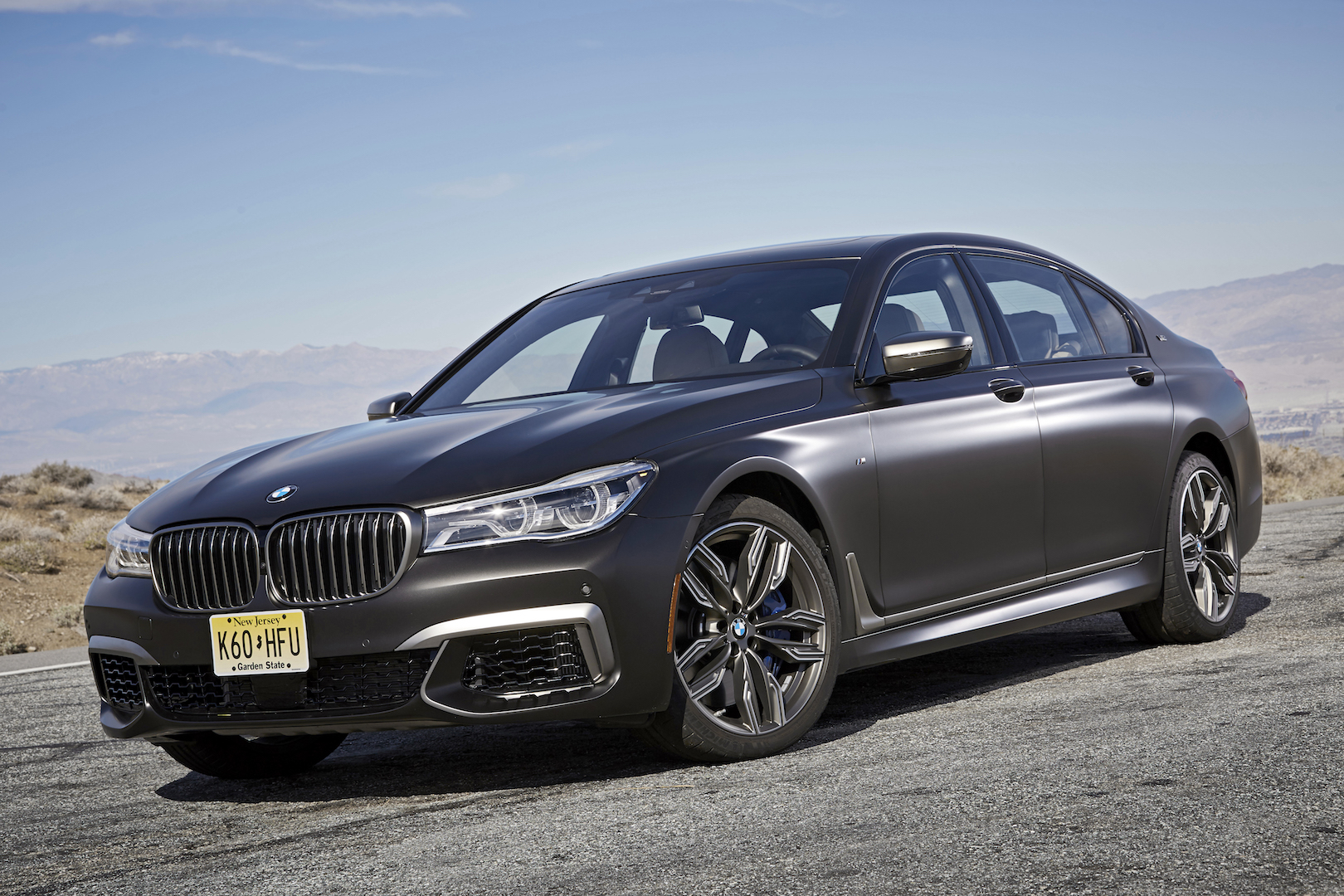 2017 BMW M760i xDrive Review: Is This V12 Better Than the B7
