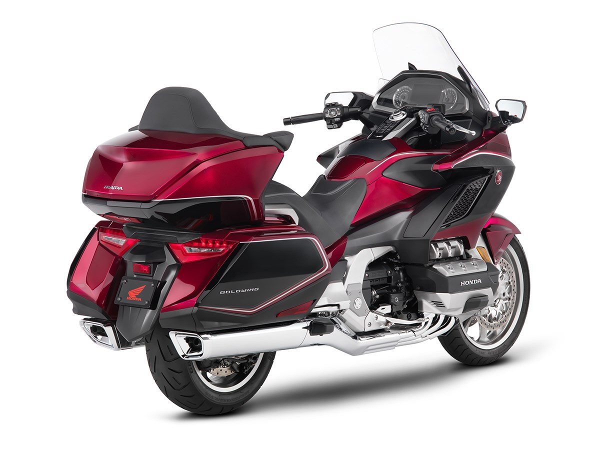 message-editor%2F1508909337958-honda_goldwing_2018_02.jpg