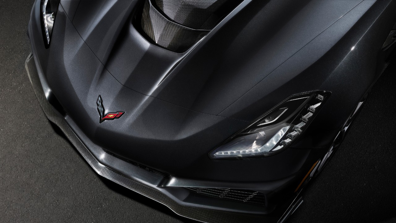 message-editor%2F1510517345950-2019-chevrolet-corvette-zr1-006.jpg