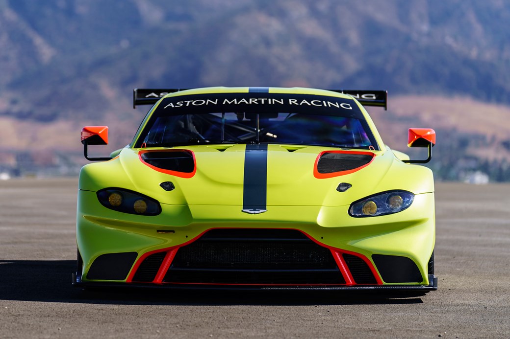message-editor%2F1511332121718-astonmartinvantagegtegallery.jpg