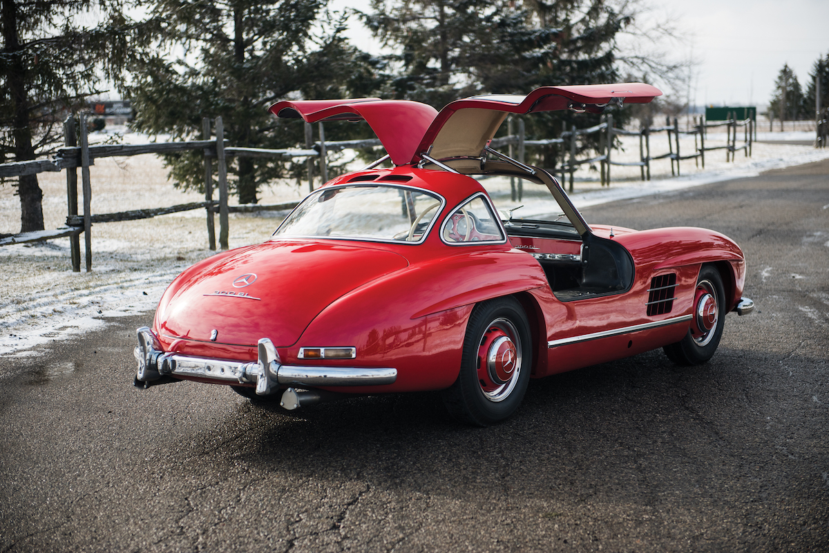 message-editor%2F1522099642909-1957-mercedes-benz-300-sl-gullwing_1.jpg